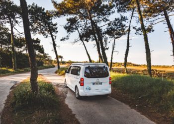 Faites le tour de la Bretagne en van aménagé !